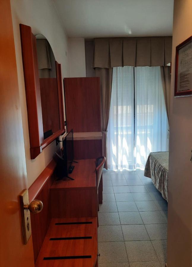 Hotel Giada Silvi Marina Extérieur photo