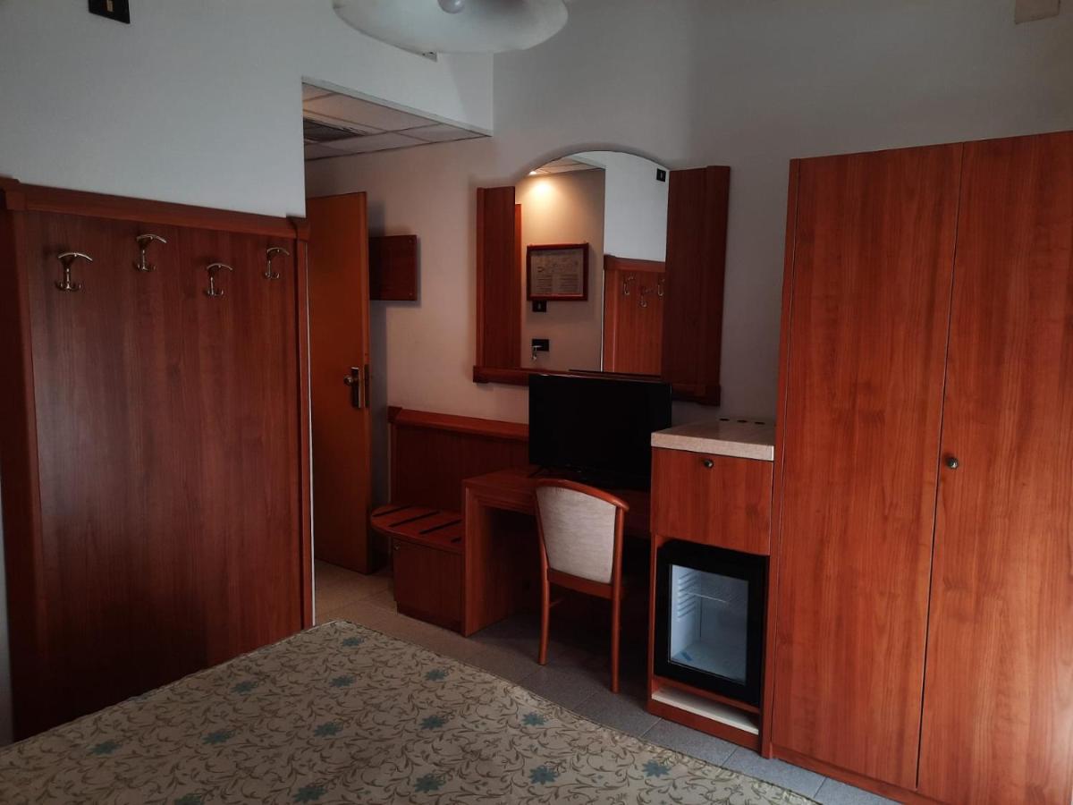 Hotel Giada Silvi Marina Extérieur photo